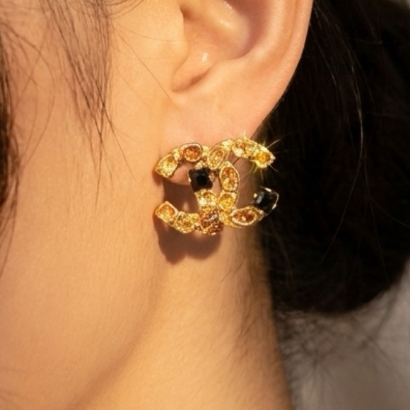 CHANEL Vintage CC earrings featuring multi-colored gemstones - Picture 2 of 7
